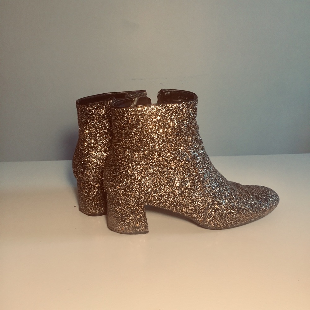 Oasis Heeled Boots in Glitter